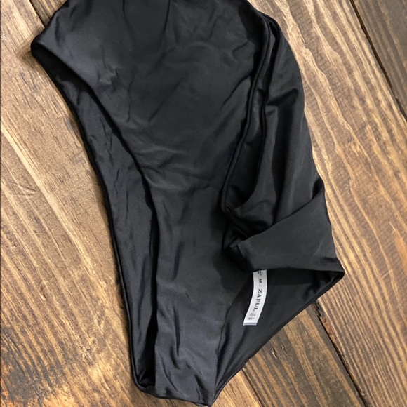 Black tankini set - Picture 5 of 11